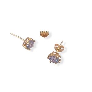 New! Certified 1ct  t.w. Moissanite stud Earrings
